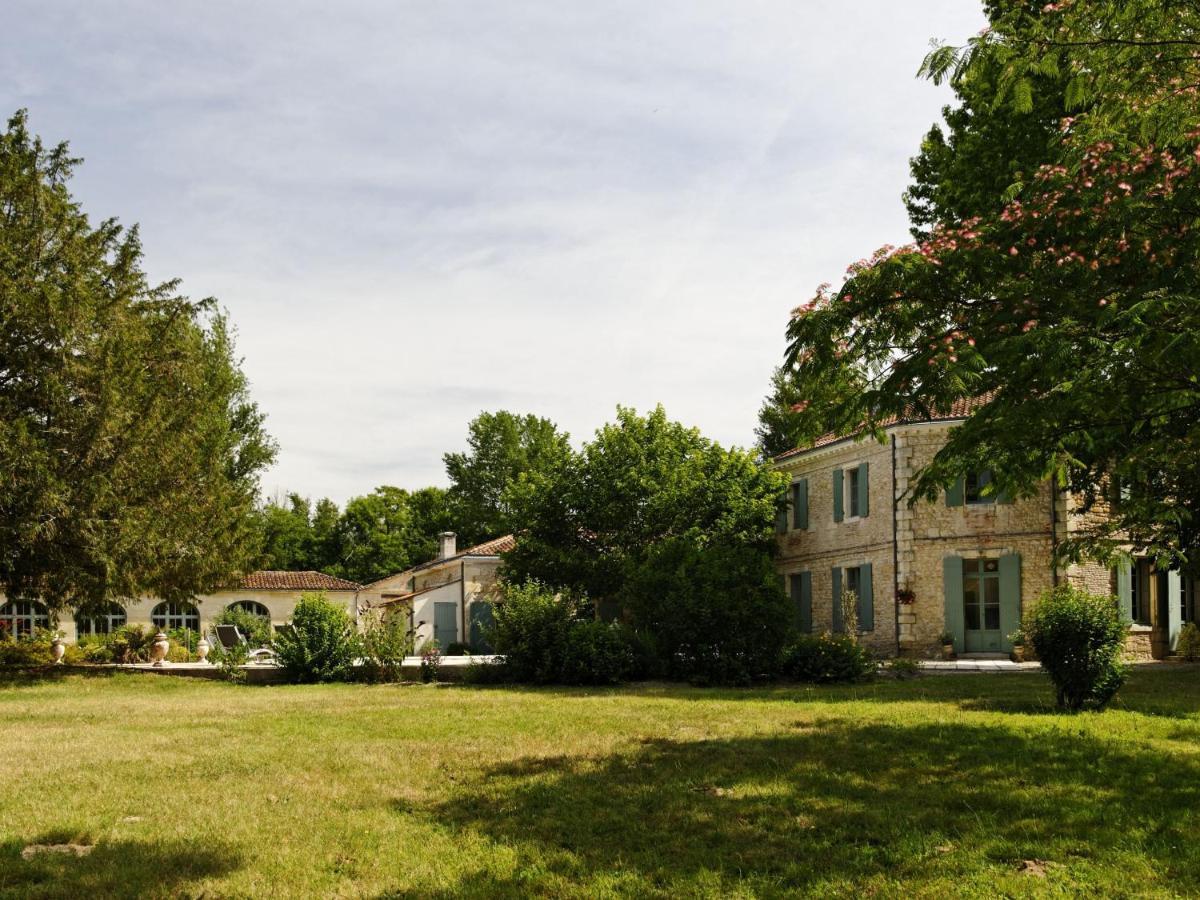 Chateau De L'Isle - Chambres D'Hotes Castelnau de Medoc Bagian luar foto