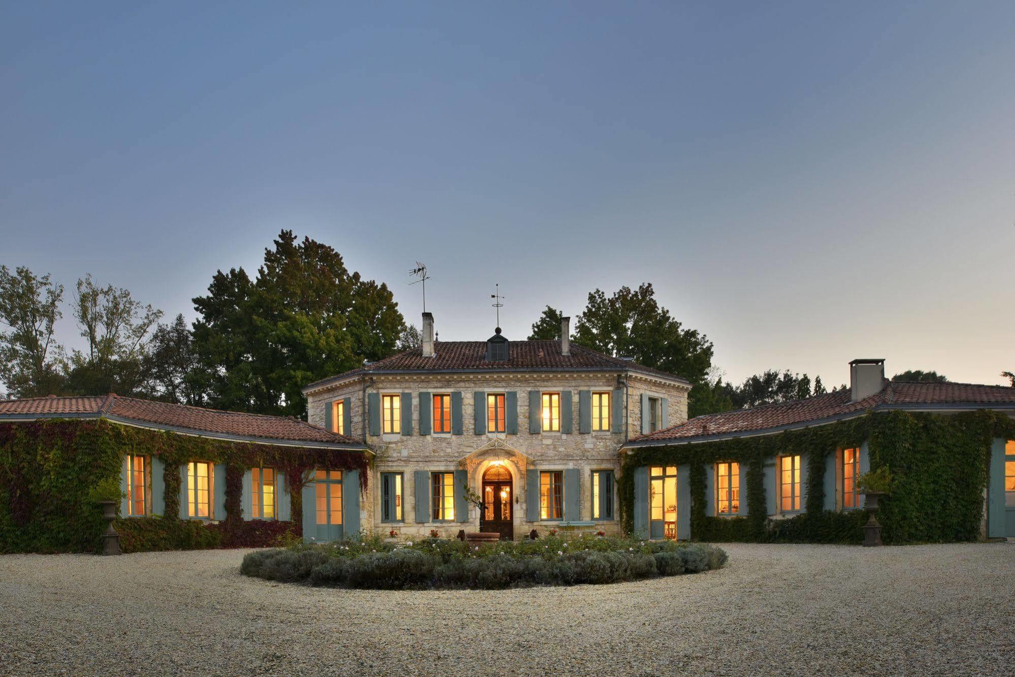 Chateau De L'Isle - Chambres D'Hotes Castelnau de Medoc Bagian luar foto